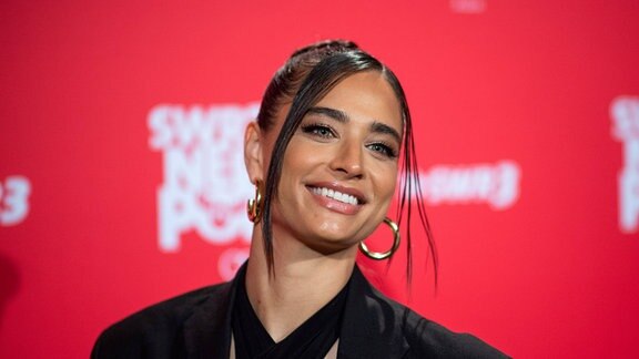 Moderatorin Amira Pocher