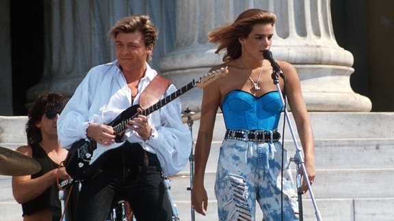 Die monegassische Prinzessin Stephanie und ihre Band bei einem Auftritt 1991