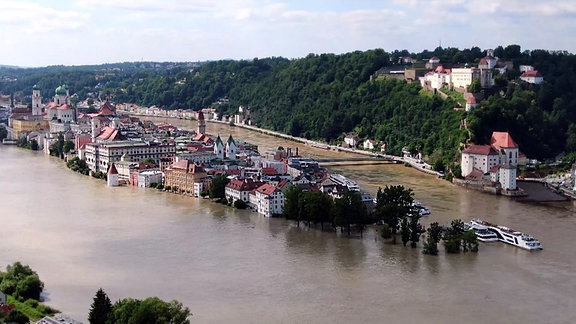 Blick auf das überschwemmte Passau von oben