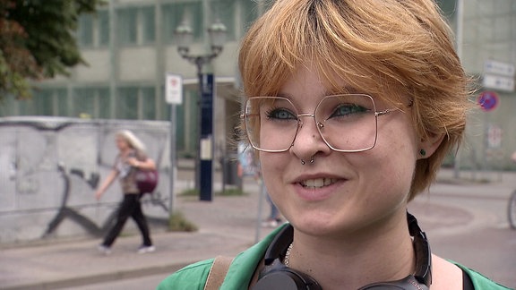 Eine junge Frau