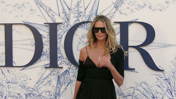 Elle MacPherson