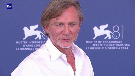 Daniel Craig