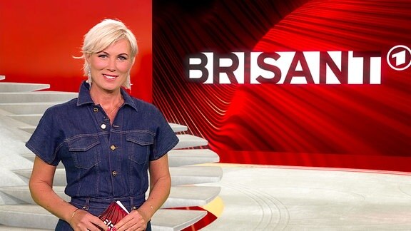 Kamilla Senjo im Studio