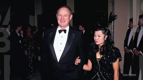Gene Hackman und seine Frau bei einem Empfang