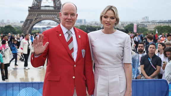 Monacos Fürst Albert II und Fürstin Charlene kommen vor der Eröffnungsfeier an.
