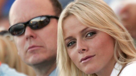 Fürst Albert II. und seine Freundin Charlene Wittstock besuchen das Aquabike 2006.