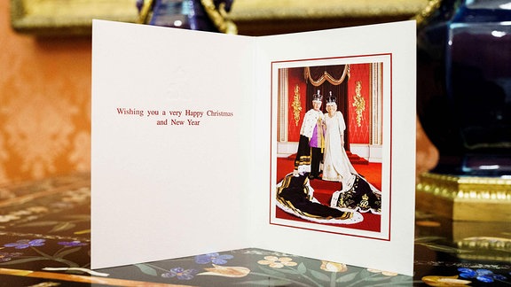 Weihnachtskarte von König Charles III. und Königin Camilla