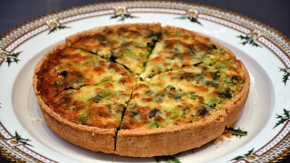 Eine spezielle Quiche ist das offizielle Gericht der Straßenfeiern in Großbritannien zur Krönung von König Charles III. und Queen Camilla. 