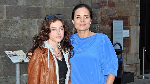 Elisabeth Lanz mit ihrer Tochter Maria (2023)