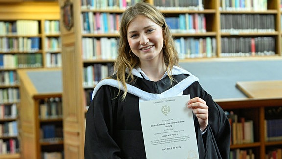 Prinzessin Elisabeth, Herzogin von Brabant, nimmt an der Abschlussfeier der Universität Oxford im Sheldonian Theatre in Oxford teil.