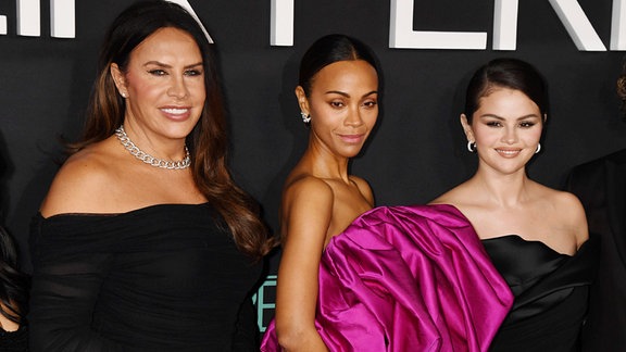 Sofia Gascon, Zoe Saldana und Selena Gomez bei einer Premiere