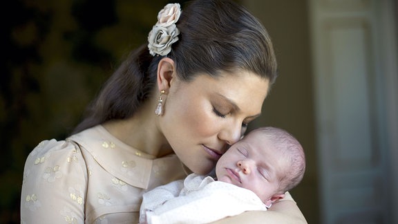 H.K.H. Kronprinzessin Victoria mit H.K.H. Prinzessin Estelle
