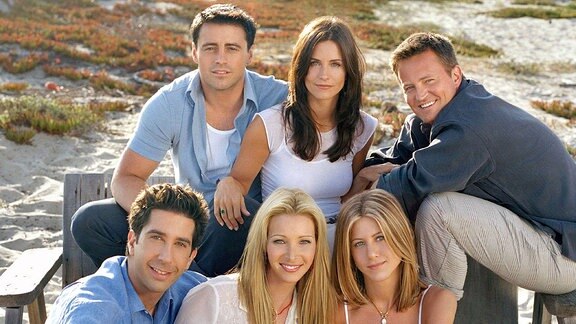 v.l.n.r.: -  Matt LeBlanc, Courteney Cox Arquette, Matthew Perry, Jennifer Aniston, Lisa Kudrow und David Schwimmer, circa 2001.