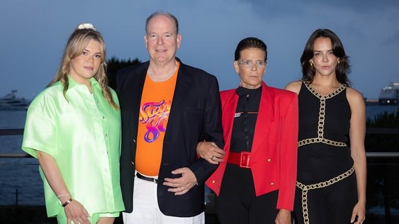 Fürst Albert II von Monaco, Prinzessin Stephanie, Pauline Ducruet und Camille Gottlieb