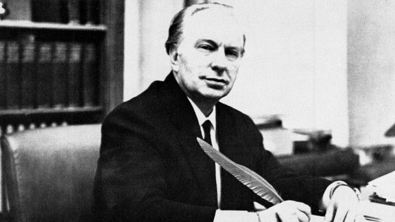 Undatiertes Foto von L. Ron Hubbard.