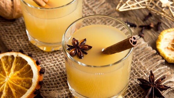 Apfel-Rum-Punsch