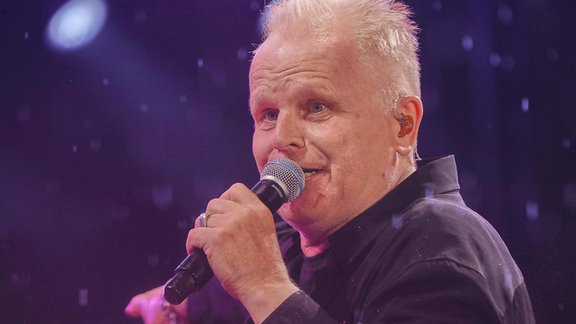 Brandenburger Tor, CSD: Herbert Grönemeyer singt auf der Bühne