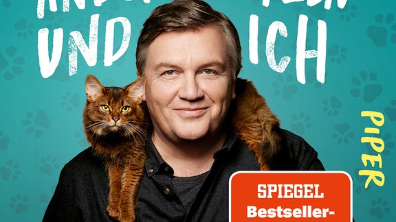 Cover des Sachbuchs "Pfoten vom Tisch! Meine Katzen, Deine Katzen und ich" von Hape Kerkeling