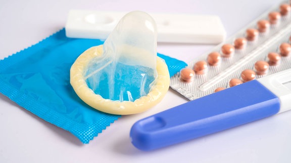 Antibabypille und Kondom, Verhütung, Gesundheit und Medizin.