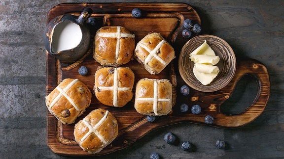 Hot Cross Buns