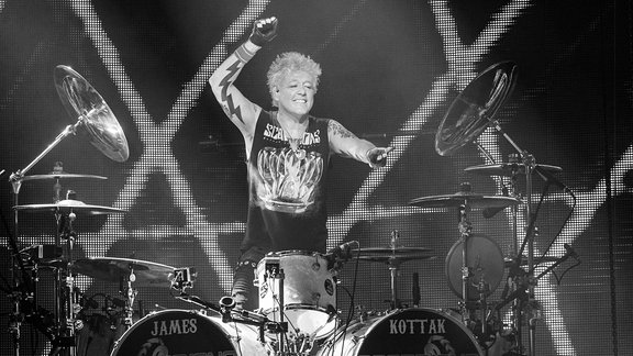 James Kottak, Schlagzeuger der Scorpions