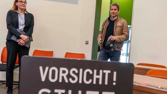 Der frühere Nationaltorwart Jens Lehmann betritt den Gerichtssaal 101 des Amtsgericht München. 