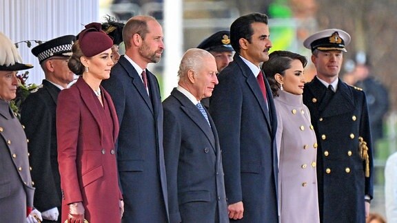 Feierlicher Empfang auf Horse Guards am ersten Tag des zweitägigen Staatsbesuchs des Emirs von Katar und seiner Frau in Großbritannien. Mit dabei: Catherine, Prinzessin von Wales, William, Prinz von Wales, König Charles III. 