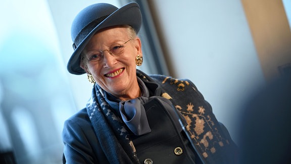 Königin Margrethe II. von Dänemark während einer Pressekonferenz im Restaurant Baret, Humboldt Forum. 