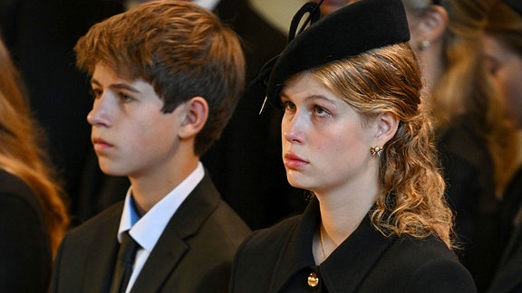 Junge Trauergäste der Königlichen Familie.