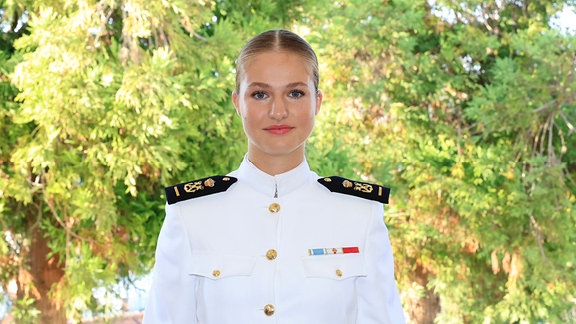 Prinzessin Leonor in Miltiäruniform.