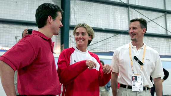 Kronprinz Frederik (DK), Prinz Joachim (DK), mit der dänischen Handballspielerin Lotte Kiærskou.