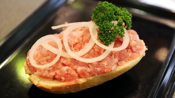 Mettbrötchen