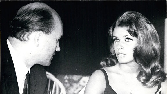  Senta Berger und Michael Verhoeven auf einem Foto von 1966