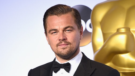Leonardo Di Caprio mit einem Oscar (2016)