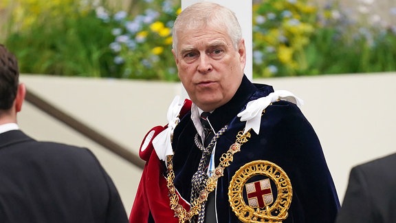 Prinz Andrew, Duke of York, kommt zur Krönungszeremonie des britischen Königs Charles III.