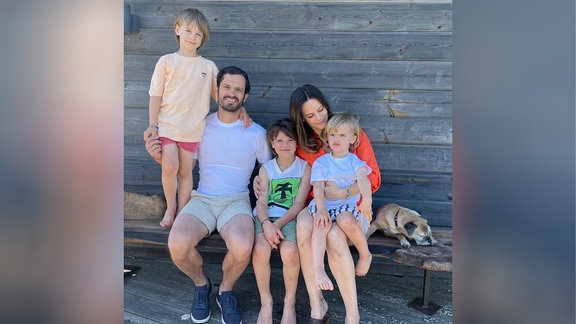 Prinz Carl Philip mit seiner Familie.