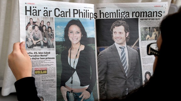 Die schwedische Zeitung Expressen teilte mit, dass Prinz Carl Philip mit Sofia Hellqvist zusammen ist.