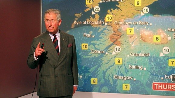 Prinz Charles moderiert im Fernsenen das Wetter, 2012