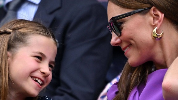 Prinzessin Charlotte mit ihrer Mutter