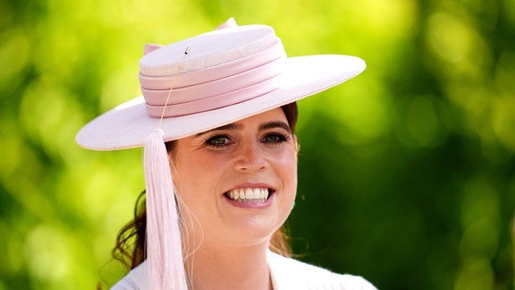 Prinzessin Eugenie ist am zweiten Tag der Royal-Ascot-Rennwoche an der Pferderennbahn von Ascot.