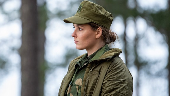 Ingrid Alexandra, Prinzessin von Norwegen, besucht 2021 den Militärstützpunkt Rena Leir.