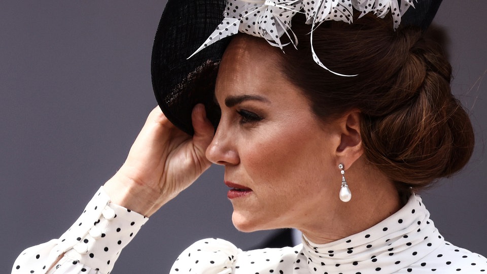 Palace annuncia: la principessa Kate non tornerà a giugno dopo che le è stato diagnosticato un cancro e gli appuntamenti sono stati cancellati