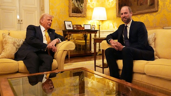 Prinz William trifft den designierten US-Präsidenten Donald Trump in der britischen Botschafters in Paris.  Aufnahmedatum 07.12.2024  Bildnachweis picture alliance / ASSOCIATED PRESS | Aaron Chown