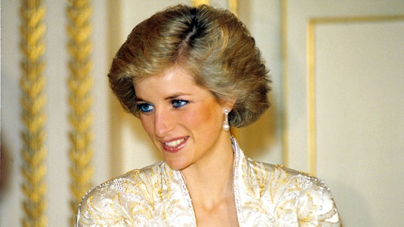 Prinzessin Diana am 07.11.1988 bei einem Empfang in Paris.