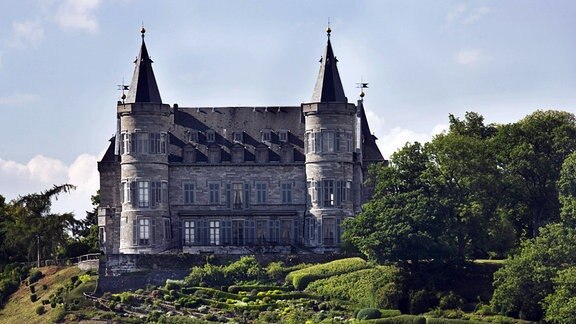 Königliches Schloss von Ciergnon, Residenz und Sommerresidenz der belgischen Königsfamilie, Ardennen