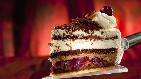 Ein Stück Schwarzwälder Kirschtorte