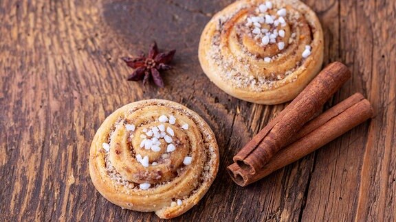 Schwedischen Zimtschnecken mit Zucker