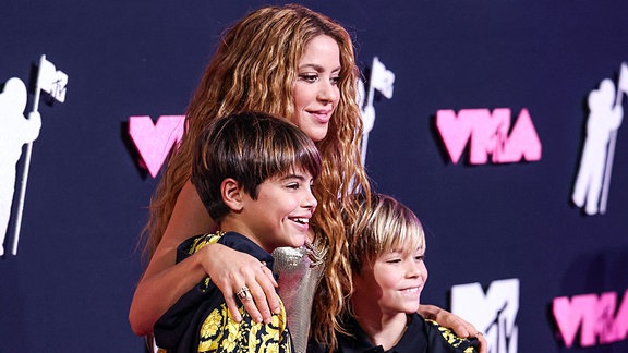 Shakira und Milan Pique kommen zu den MTV Video Music Awards 2023, die im Prudential Center stattfinden.