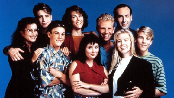 Gabrielle Carteris, Jason Priestley, Brian Austin Green, Carol Potter, Shannen Doherty, Ian Ziering, Jennie Garth, James Eckhouse und Douglas Emerson