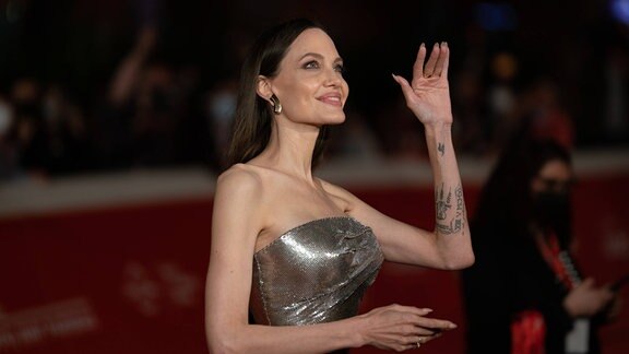 Angelina Jolie